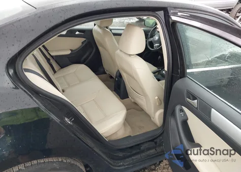 2013 Volkswagen Jetta 2.5L Se from USA, damaged, VIN 3VWDP7AJXDM289031